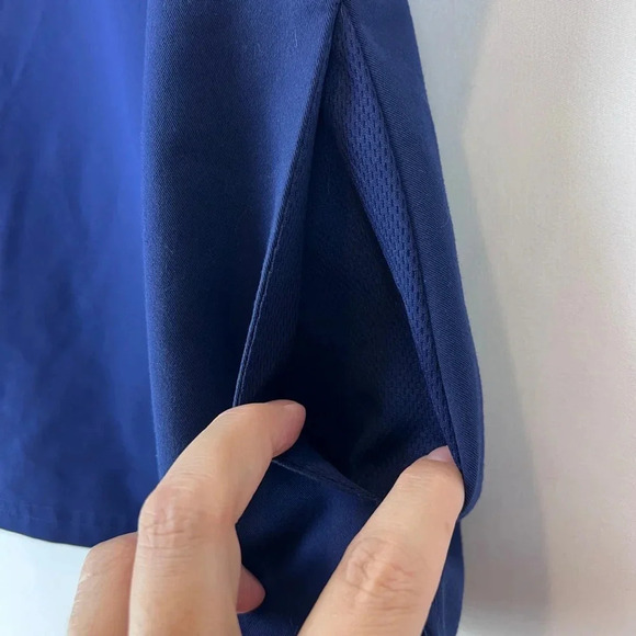 Jaanuu Scrubs Navy V Neck Top Pockets - Picture 4 of 4